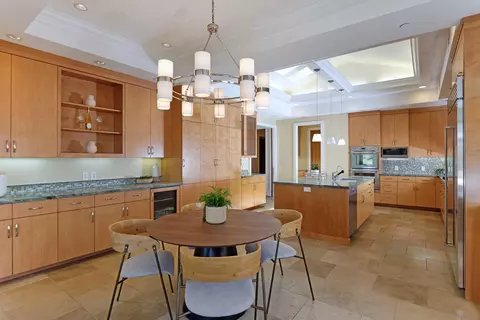 Kitchen - 5882 Sagebrush Rd, La Jolla, CA 92037 photo 3 of 3