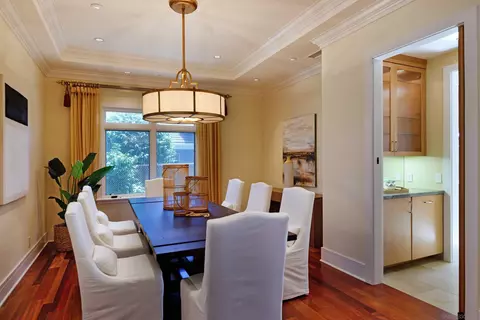 Dining - 5882 Sagebrush Rd, La Jolla, CA 92037 photo 1 of 1