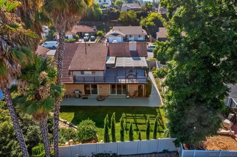 1983 David Dr, Escondido, CA 92026 photo 4