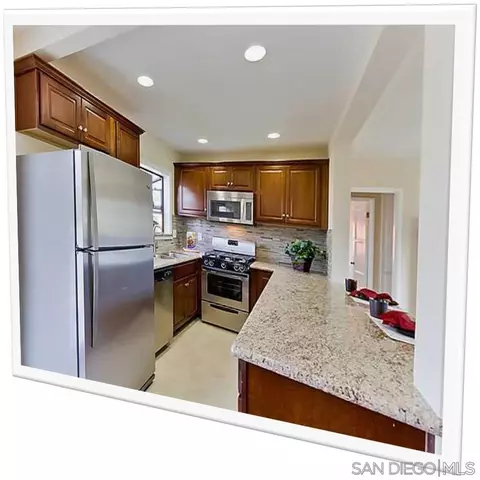 892 Grant Ave, El Cajon, CA 92020 photo 3