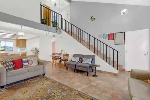 1316 Kiso Gln, Escondido, CA 92025 photo 6