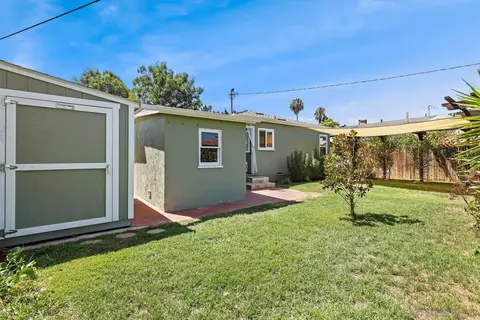 Exterior - 210 W 6th Ave, Escondido, CA 92025 photo 6 of 6