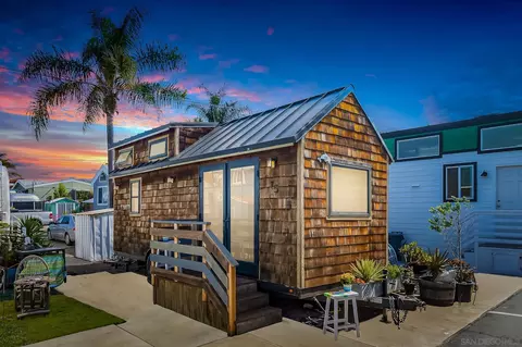 1549 N Vulcan Ave #SPC 15, Encinitas, CA 92024