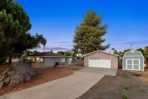 1635 Roble Grande Rd, Alpine, CA 91901 photo 19