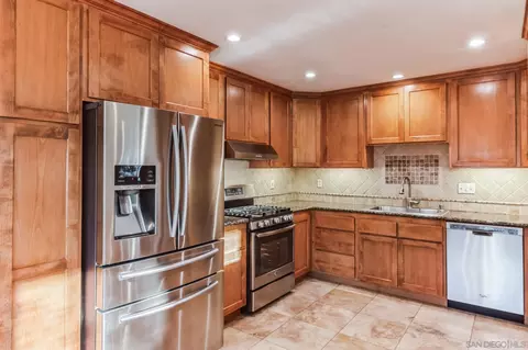 1635 Roble Grande Rd, Alpine, CA 91901 photo 8