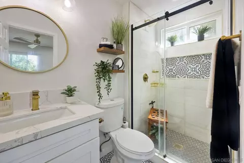 Bath - 2915 Jody Ln, Oceanside, CA 92056 photo 1 of 2