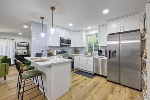 Kitchen - 2915 Jody Ln, Oceanside, CA 92056 photo 2 of 2