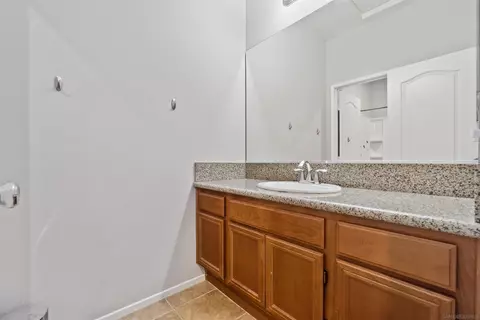 Bath - 9920 Leavesly Trl, Santee, CA 92071 photo 6 of 6