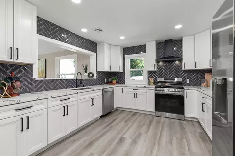 Kitchen - 2153 Helix St, Spring Valley, CA 91977 photo 1 of 3