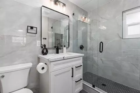 Bath - 2153 Helix St, Spring Valley, CA 91977 photo 1 of 6