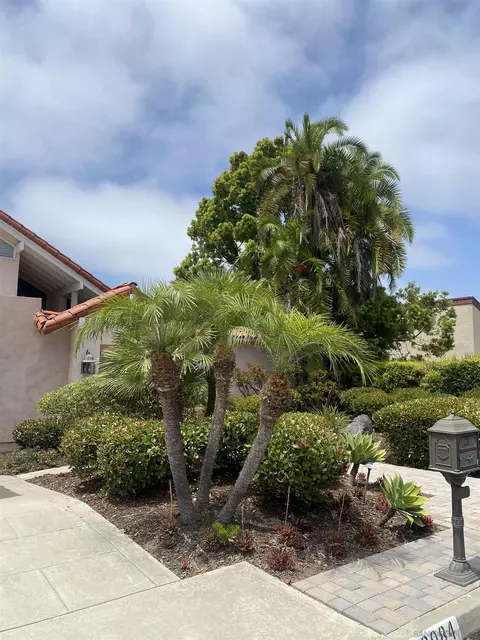 Exterior - 13984 Recuerdo Dr, Del Mar, CA 92014 photo 3 of 4