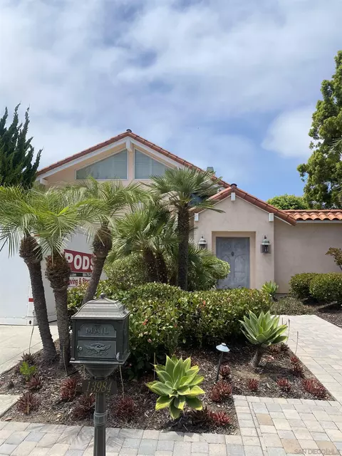 Exterior - 13984 Recuerdo Dr, Del Mar, CA 92014 photo 2 of 4