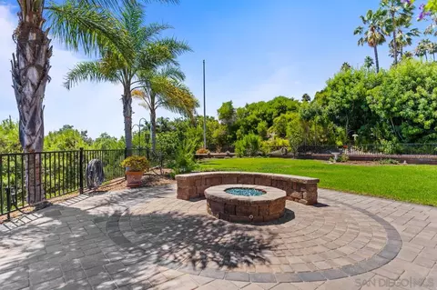 Exterior - 3341 Terrace Ln, Oceanside, CA 92056 photo 7 of 11