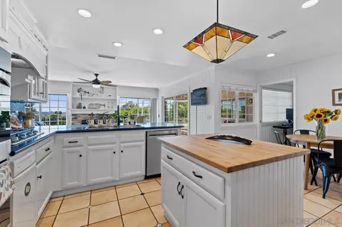 Kitchen - 3341 Terrace Ln, Oceanside, CA 92056 photo 6 of 8