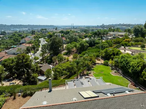 View/Area - 3341 Terrace Ln, Oceanside, CA 92056 photo 11 of 12