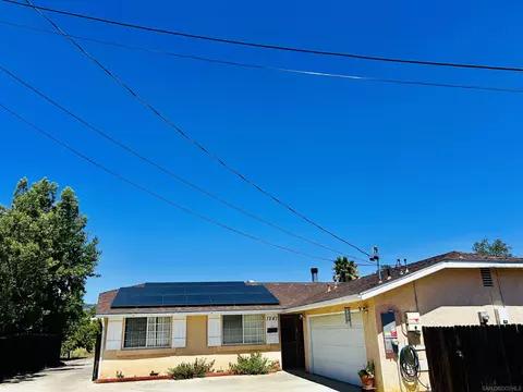 1241 H St, Ramona, CA 92065