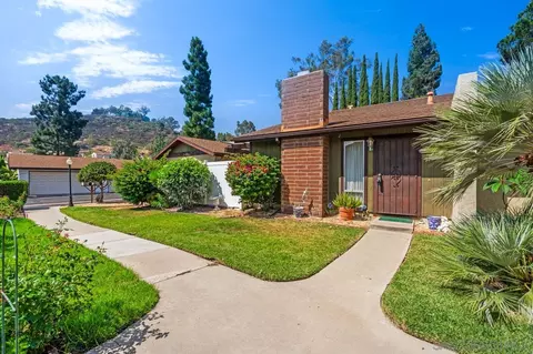 Exterior - 11024 Plum Tree Ln, Spring Valley, CA 91977 photo 5 of 15
