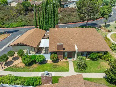 View/Area - 11024 Plum Tree Ln, Spring Valley, CA 91977 photo 7 of 16
