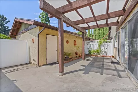 Exterior - 11024 Plum Tree Ln, Spring Valley, CA 91977 photo 10 of 15