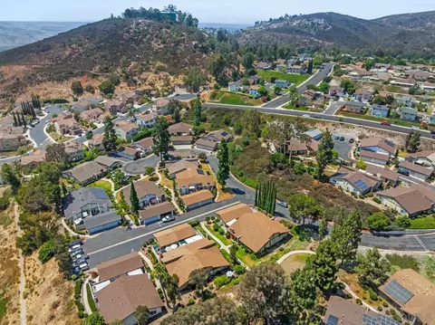View/Area - 11024 Plum Tree Ln, Spring Valley, CA 91977 photo 9 of 16