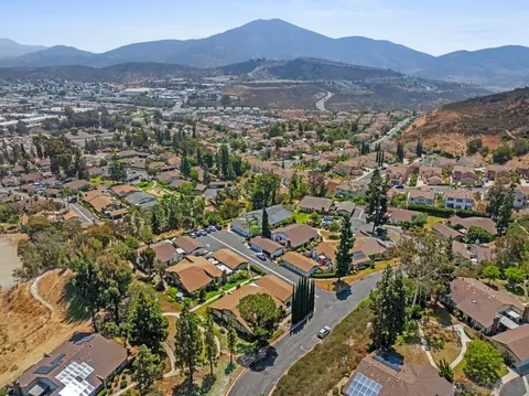 View/Area - 11024 Plum Tree Ln, Spring Valley, CA 91977 photo 11 of 16