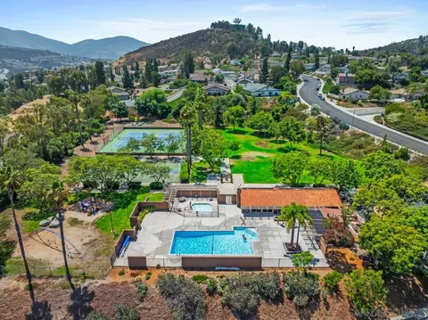 View/Area - 11024 Plum Tree Ln, Spring Valley, CA 91977 photo 2 of 16