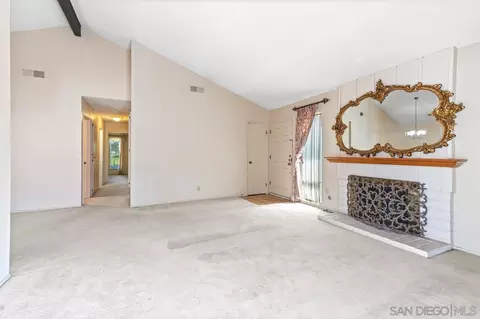 Living - 11024 Plum Tree Ln, Spring Valley, CA 91977 photo 3 of 3