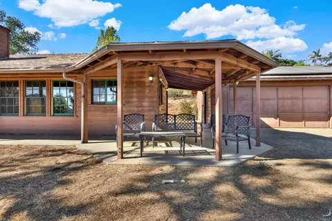2662 Rainbow Glen Rd, Fallbrook, CA 92028 photo 2
