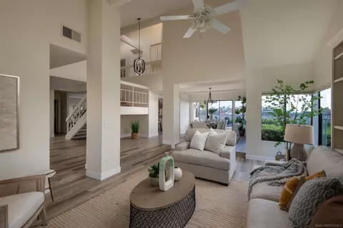 Living - 1049 Cerro Verde Dr, Solana Beach, CA 92075 photo 2 of 4