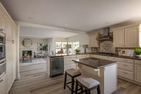 Kitchen - 1049 Cerro Verde Dr, Solana Beach, CA 92075 photo 2 of 2