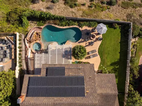 View/Area - 1049 Cerro Verde Dr, Solana Beach, CA 92075 photo 3 of 8