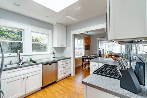 1215 Park Row, La Jolla, CA 92037 photo 14