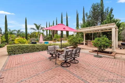 Exterior - 15848 Prairie Vista Rd, Poway, CA 92064 photo 10 of 26
