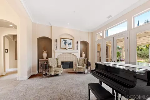 Living - 15848 Prairie Vista Rd, Poway, CA 92064 photo 1 of 3