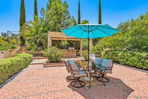 Exterior - 15848 Prairie Vista Rd, Poway, CA 92064 photo 16 of 26
