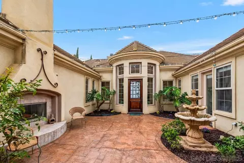 Exterior - 15848 Prairie Vista Rd, Poway, CA 92064 photo 2 of 26