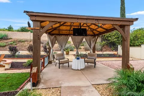 Exterior - 15848 Prairie Vista Rd, Poway, CA 92064 photo 12 of 26