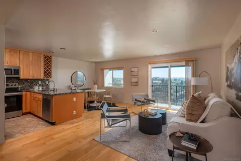 2963 Cowley Way #89, San Diego, CA 92117