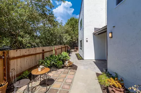 Exterior - 2662 Cazadero Dr, Carlsbad, CA 92009 photo 6 of 14