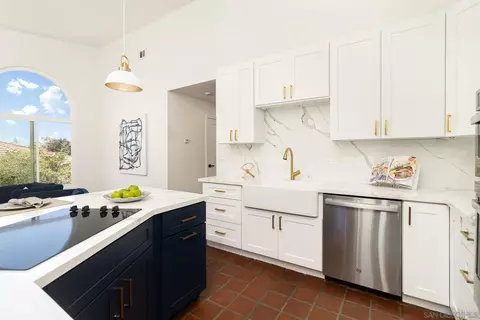 Kitchen - 2662 Cazadero Dr, Carlsbad, CA 92009 photo 4 of 4