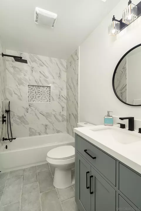 Bath - 2662 Cazadero Dr, Carlsbad, CA 92009 photo 1 of 4