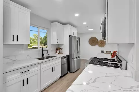 Kitchen - 8556 Big Rock Rd, Santee, CA 92071 photo 1 of 6