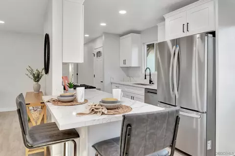 Kitchen - 8556 Big Rock Rd, Santee, CA 92071 photo 5 of 6