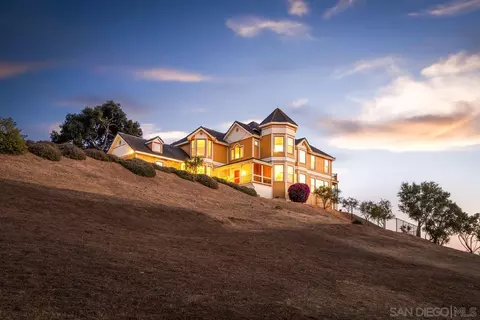 19833 Fortuna Del Este, Escondido, CA 92029
