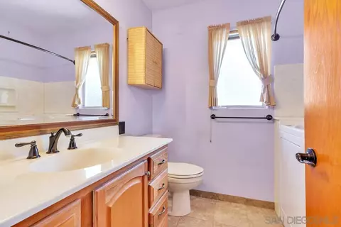 1048 Gamble Ln, Escondido, CA 92029 photo 19