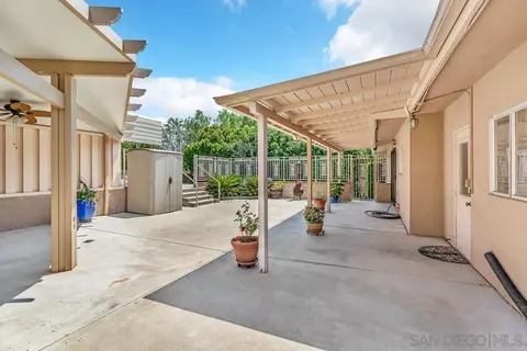 1048 Gamble Ln, Escondido, CA 92029 photo 23