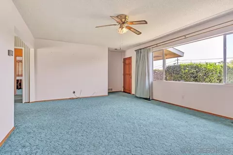 1048 Gamble Ln, Escondido, CA 92029 photo 6