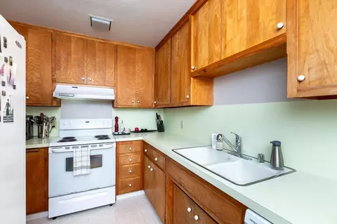 727 J, Coronado, CA 92118 photo 9