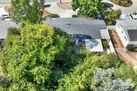 1549 Birch Ave, Escondido, CA 92027 photo 32