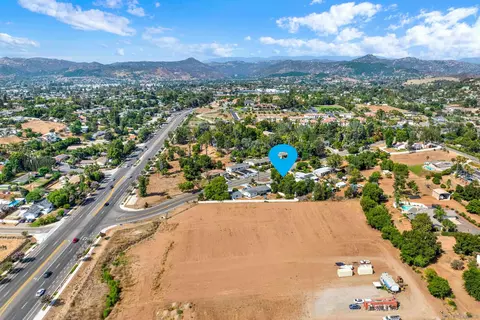 1549 Birch Ave, Escondido, CA 92027 photo 43